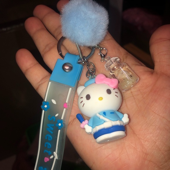 Keychain - Picture 5 of 16